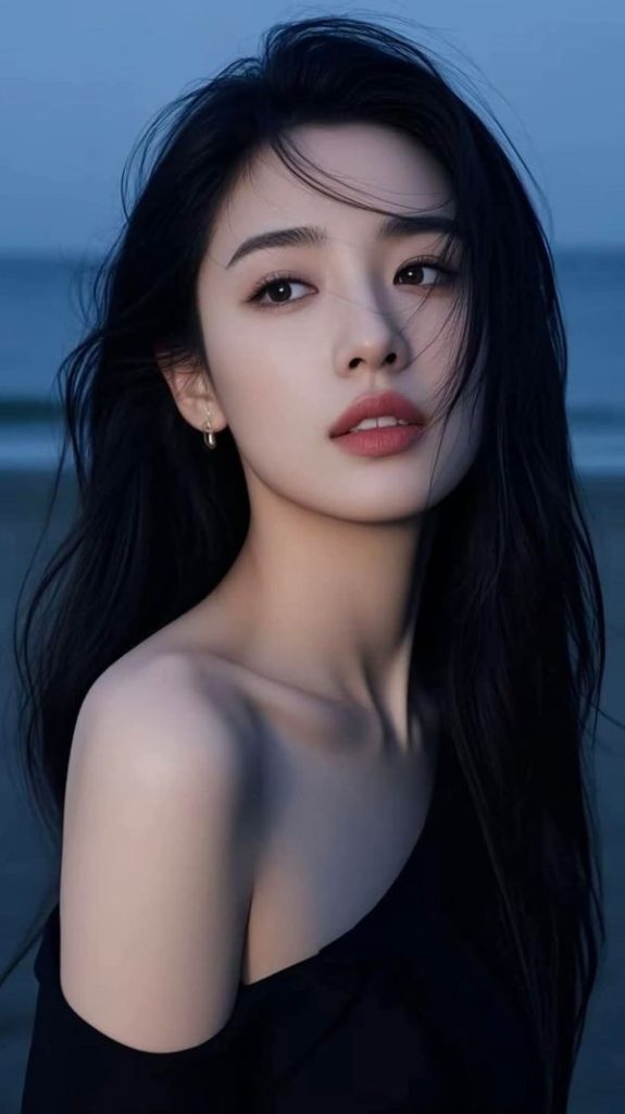 ANH HÃY Ở BÊN CÔ ẤY