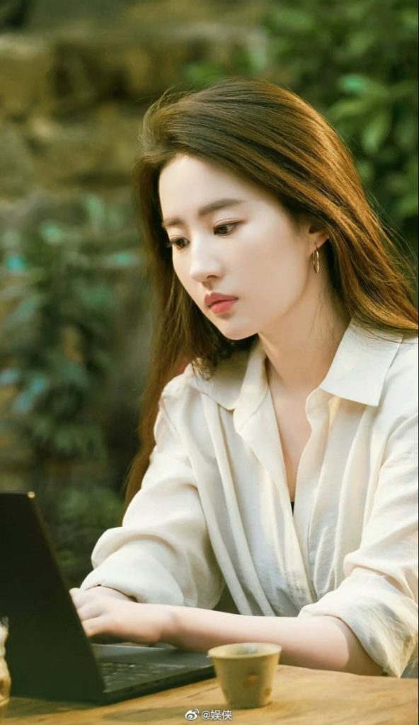 Lời nói chót lưỡi đầu môi